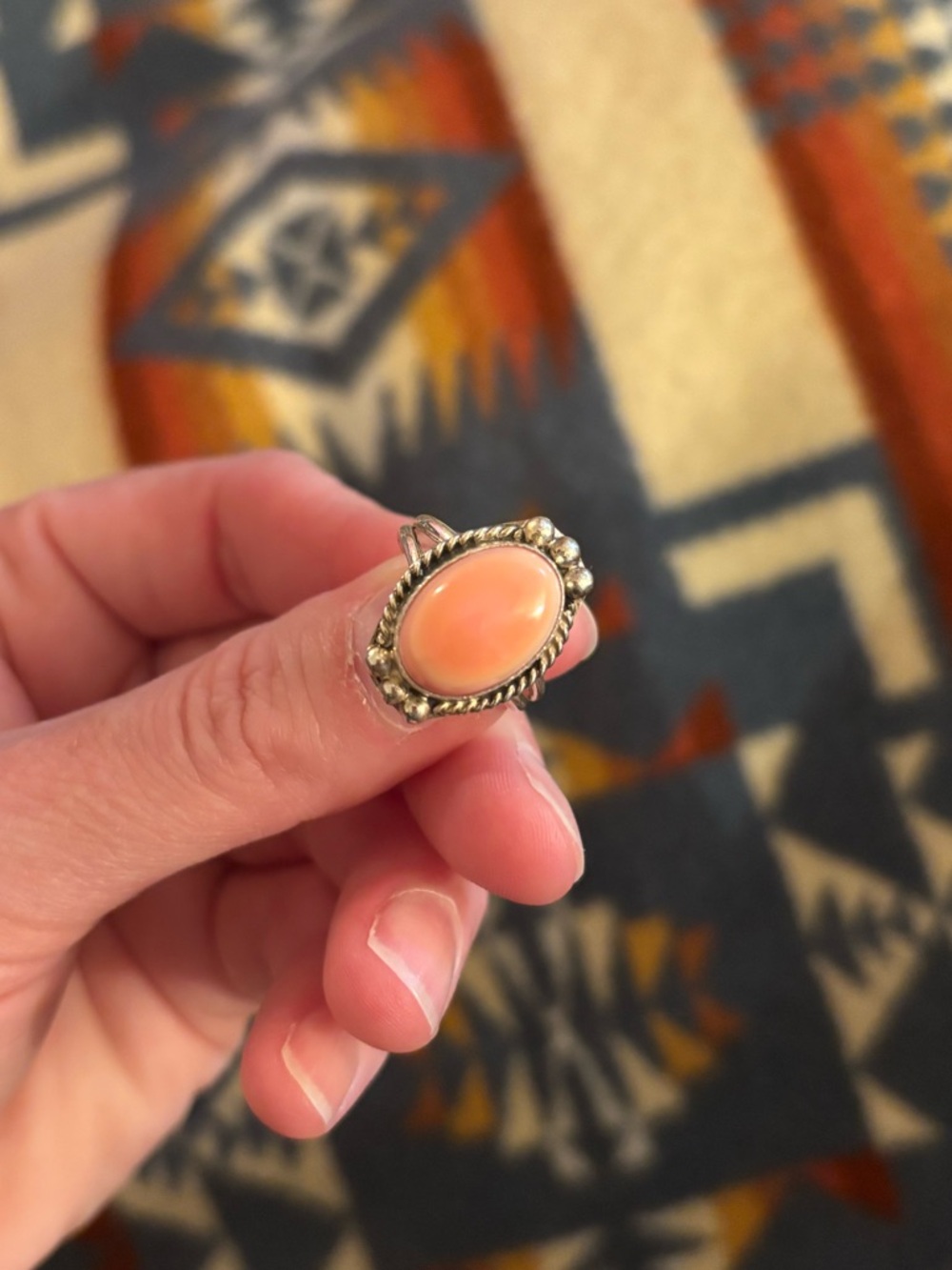 Vintage Sterling & pink conch shell ring